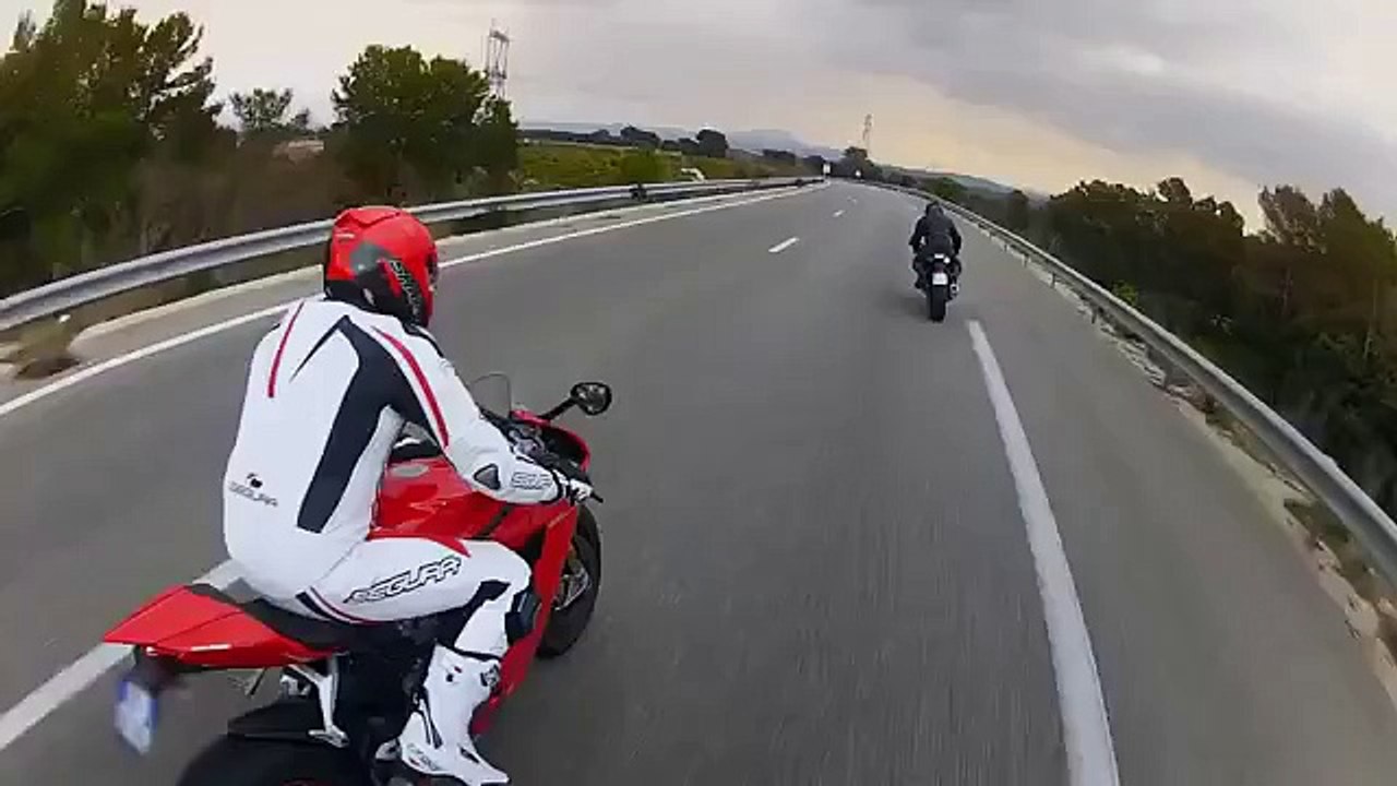 Kask Testinde Son Nokta  - Araba Tutkum