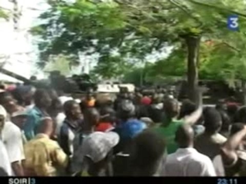 Abidjan, Cote D'Ivoire 9 Nov 2004 -