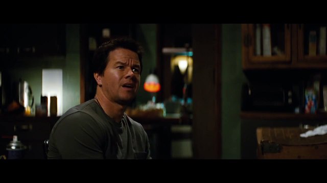 2 GUNS Movie Clip # 3 _Gonna Hit the Bank_