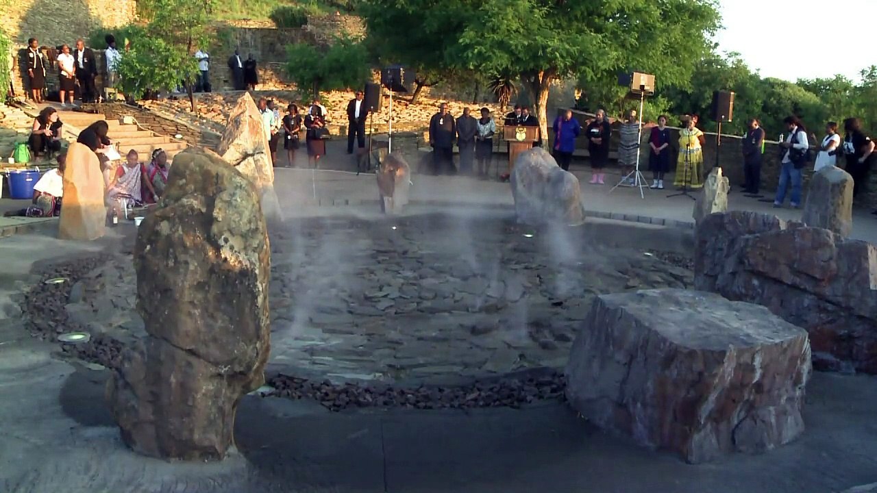 África do Sul lembra 1º aniversário da morte de Mandela