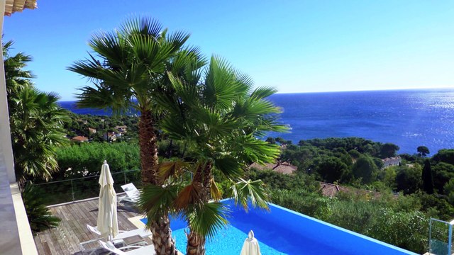 Les Issambres Villa à Vendre - Vue mer panoramique - Proche Plages - Piscine - 380m²