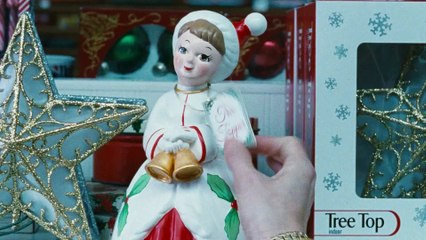 Netflix - Holiday Tree Topper - Short Version (HD)