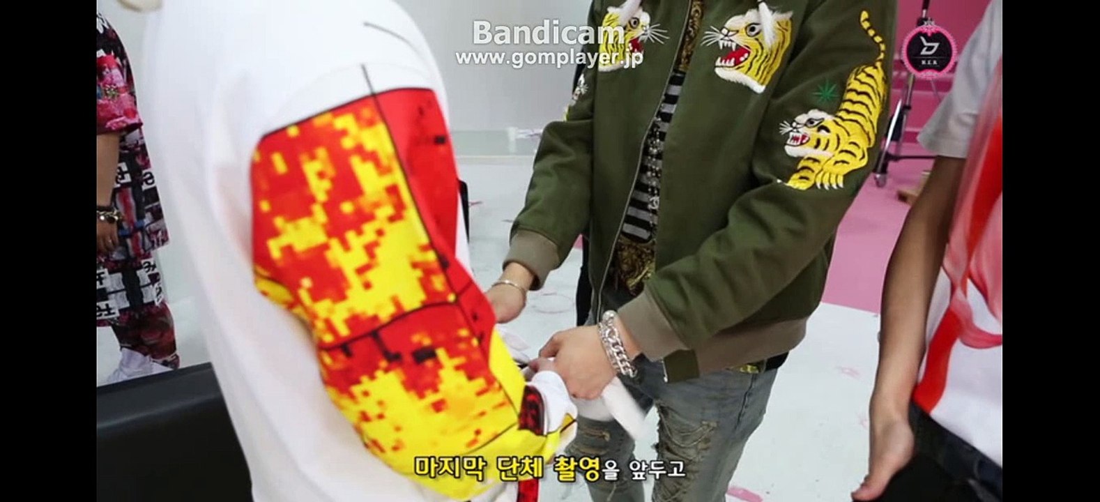 HER MUSIC STORY DVD "HER Photo Shoot Making" 3