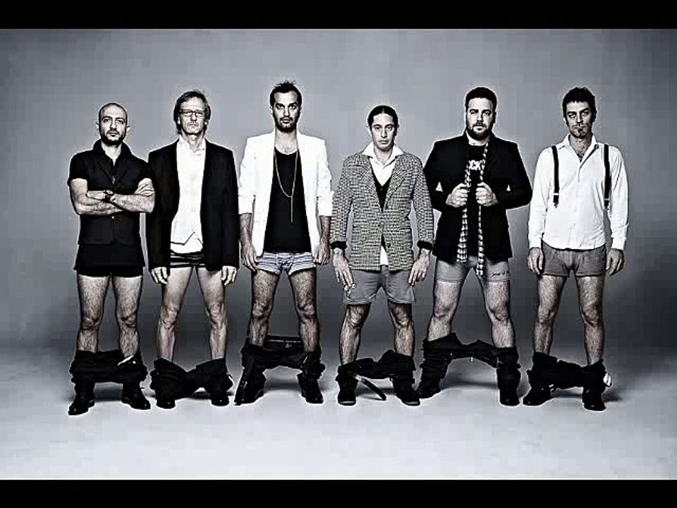 בית הבובות - לא שם לא כאן קריוקי