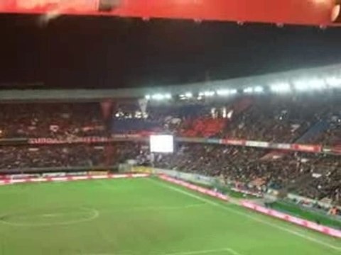 PSG - St-Etienne : Fumi / Tifo ATKS