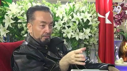 Atatürk vesilesiyle şu an Türkiye özgür ve demokratik bir ülkedir.