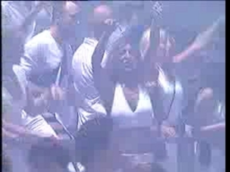 Sensation white 16 avril 2005