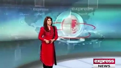 Girls beat Boys on Chairkhani in India bus