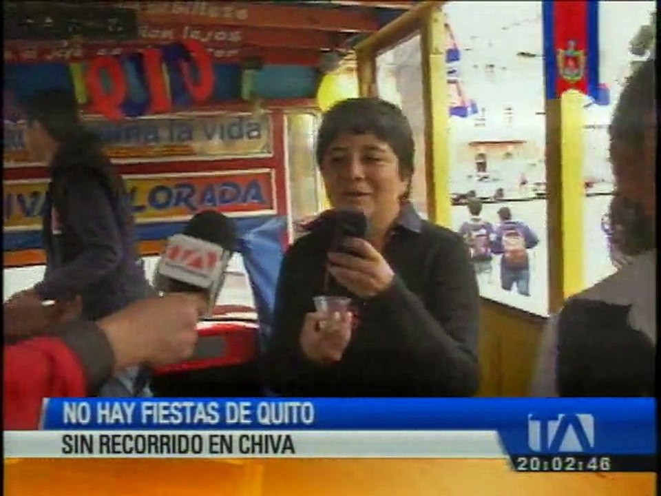 Las “chivas” también son parte de las fiestas de Quito