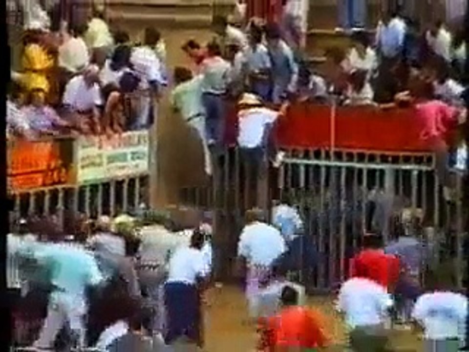Bull Kills The Player