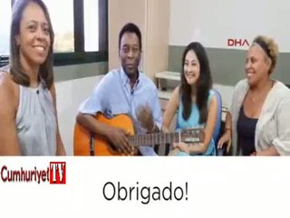 Pele'den hayranlarına videolu mesaj