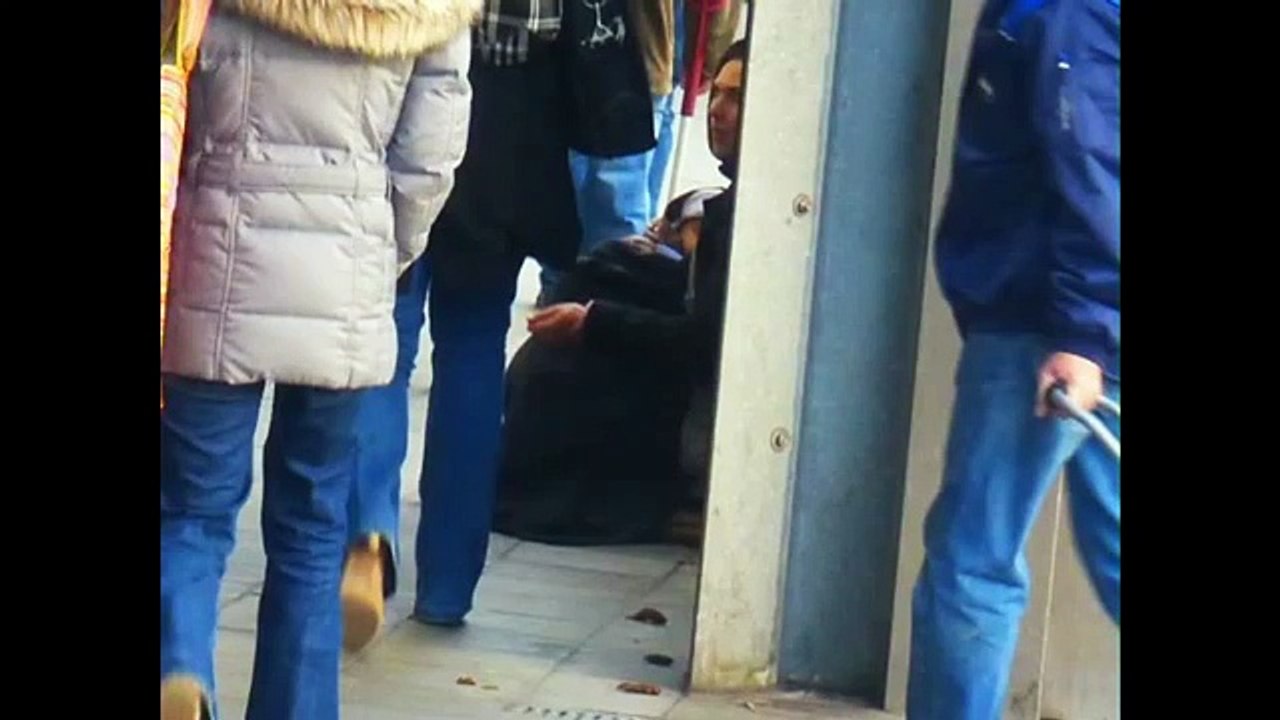 IRENE DENEUVILLE : "J'ai rencontré la misère" (paroles et musique : Irène Deneuville)