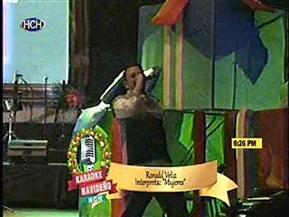 RONALD VELIZ GANÓ EN EL KARAOKE DE HCH, VIERNES