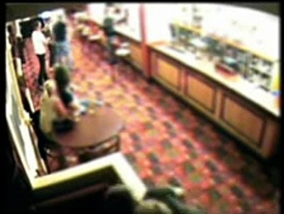 Chainsaw-Wielding Dean Dinnen Storms Into Hull's Endyke Pub