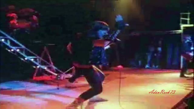 Iron Maiden - Murders In The Rue Morgue (Beast Over Hammersmith)