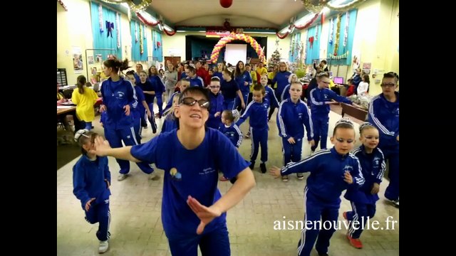 Flashmob pour le Téléthon avec les majorettes de Guise et Origny