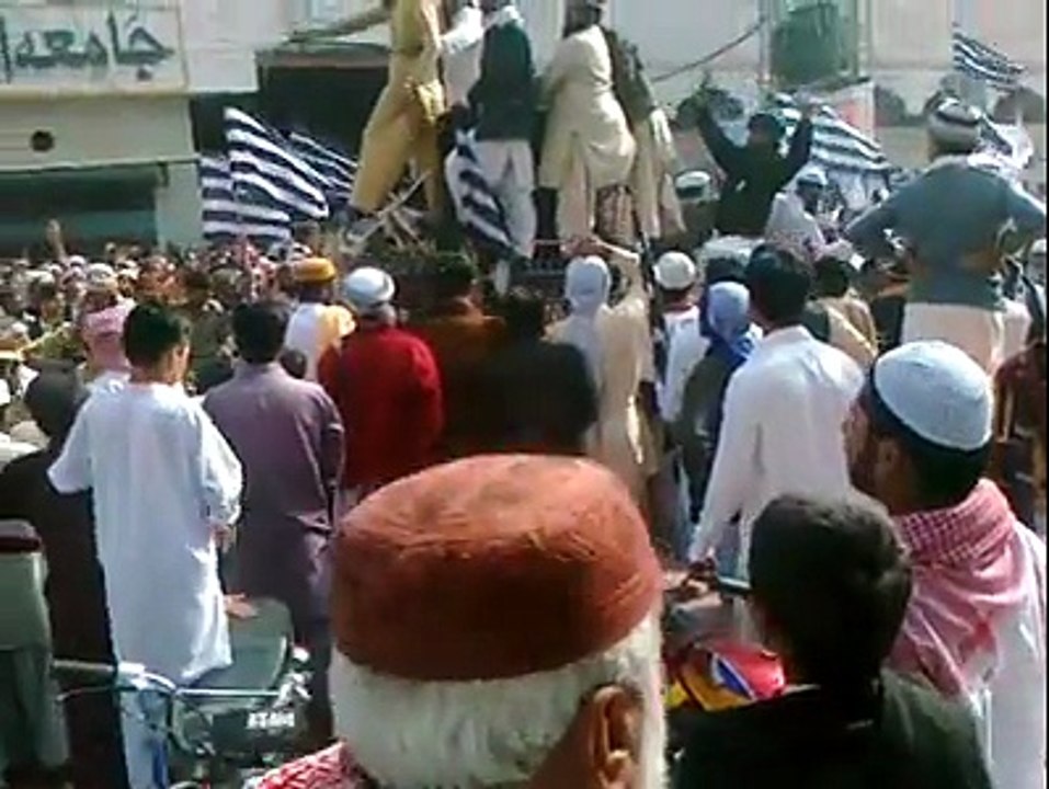 Jui Larkana - America Murdahbaad