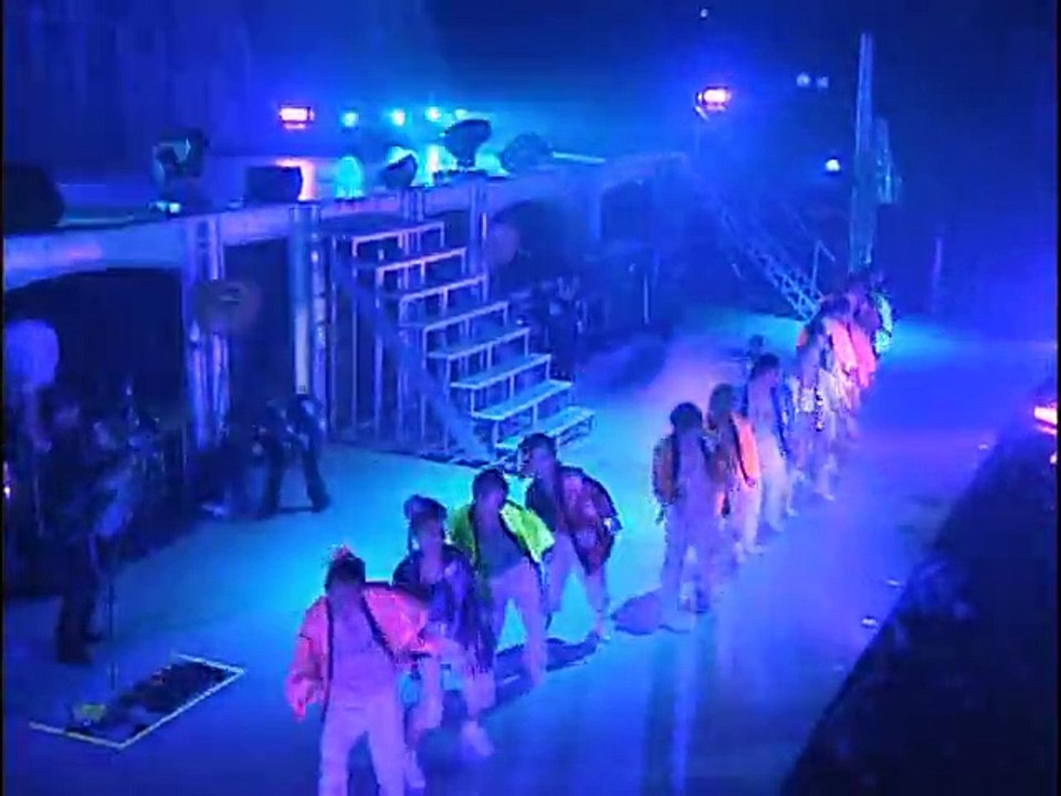 Hamasaki Ayumi - Trauma (Countdown Live 2004-2005)