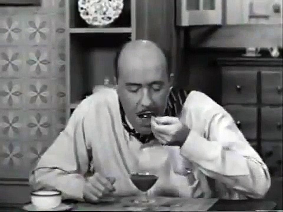 VINTAGE 1953 CARNATION MILK COMMERCIAL ~ GEORGE BURNS EATING PUDDING