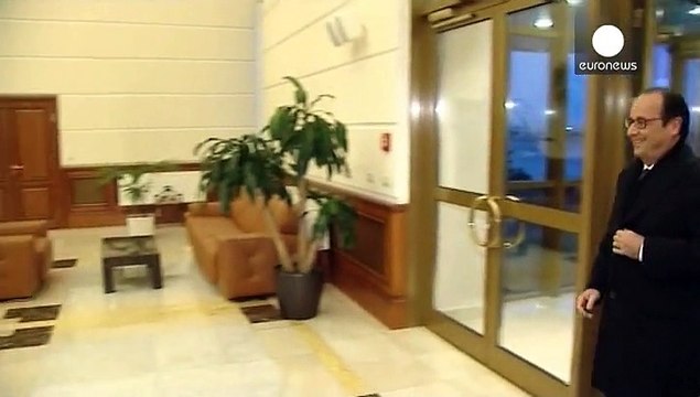 Az ukrán válságról tárgyalt a francia és az orosz elnök