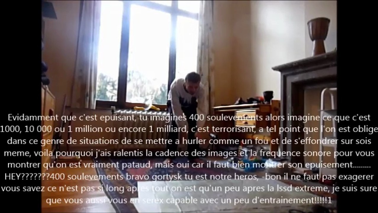 Gort le champion sportif fait 25 pompes, et 400 soulevages de bras, + comparaison de nombres de fois!!.mov