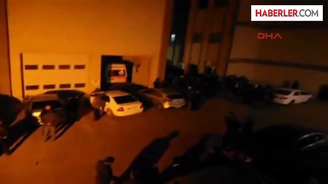 Beton Mikseri ile Otomobil Çarpıştı: 3 Ölü