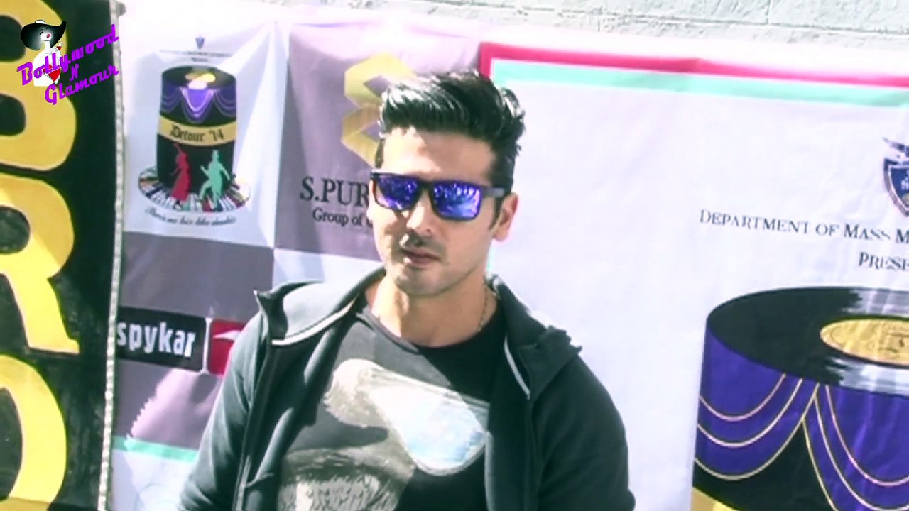 Zayed Khan promotes his film ‘Sharafat  Gayi Tel Lene’ at College function