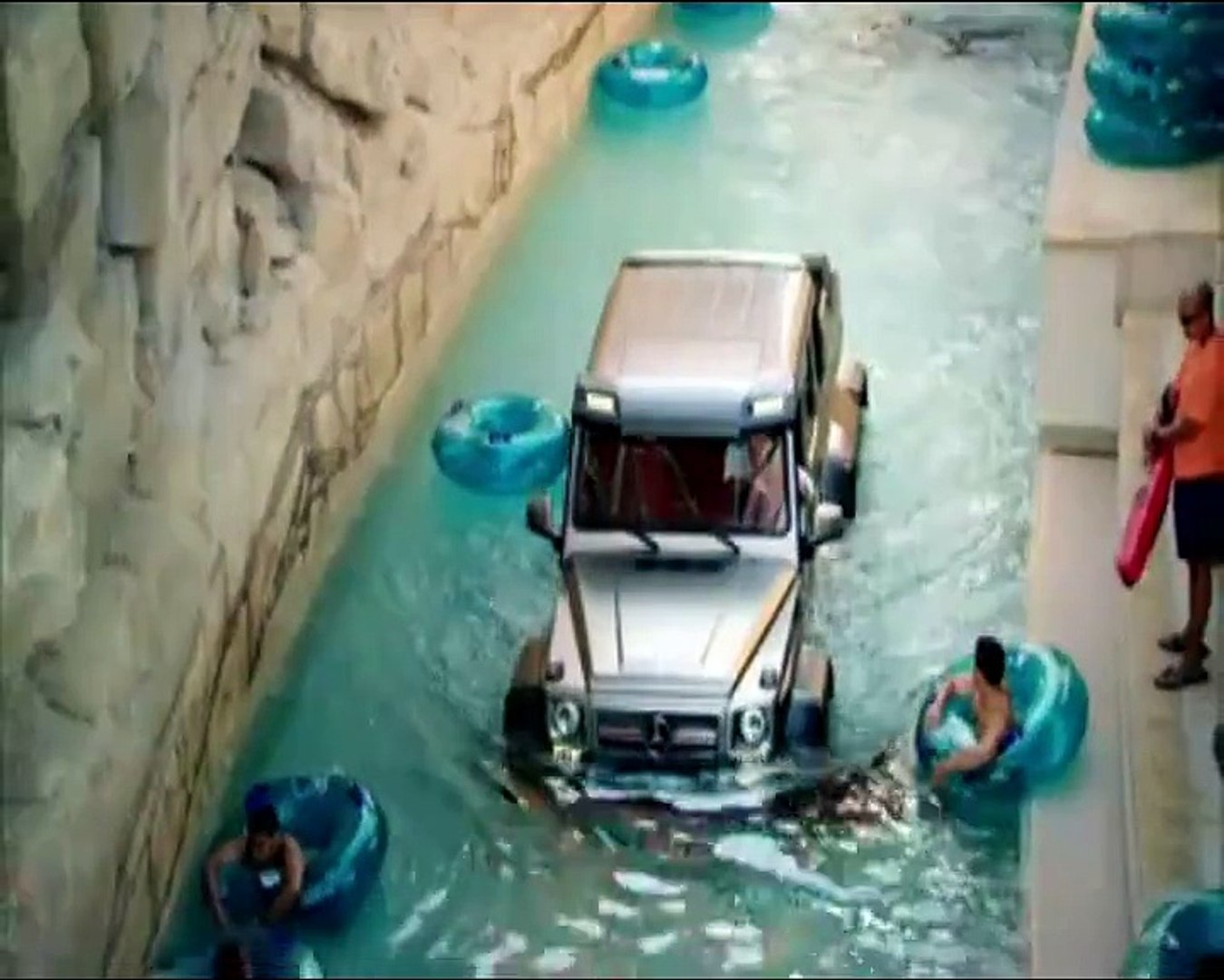Unbelievable Mercedes Amg G63 6x6 In Dubai Atlantis Swimming Pool