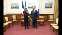 Putin y Hollande se reúnen en Moscú