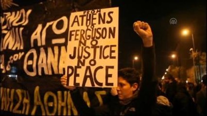 Atina'da Olaylı Gece