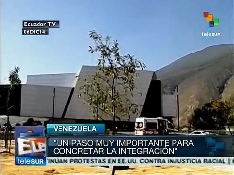 Nueva sede de UNASUR ayudará a la integración de la región: Correa