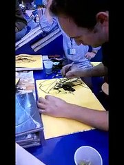 Benjamin Flao en dédicace sur le stand Gallimard salon nautique 2014