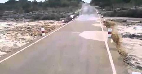 So that's why it called 'Flash Flood' - Terrifying!!!