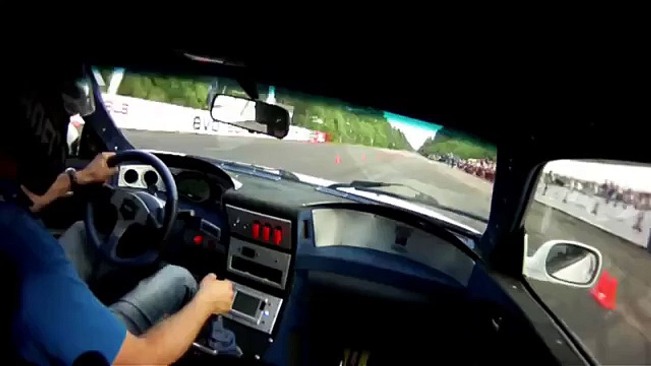 nissan skyline gt -r34 vs buggati veyron