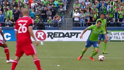 Obafemi Martins Wins 2014 MLS Goal of the Year