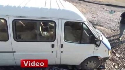 Ermenek'te İşçileri Taşıyan Minibüs Terk Edilmiş Halde Bulundu