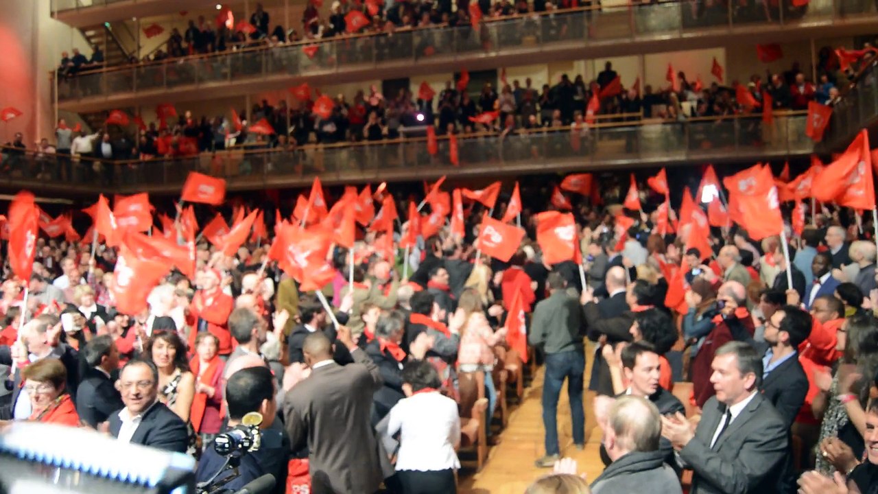 Congrès PS Flagey Ixelles  le 23 Mars 2014, l'arrivé de Elio Di Rupo notre Président ! GOSSET James