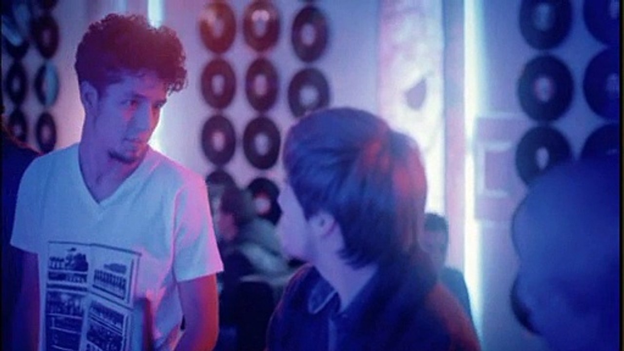 Natalia Oreiro -Lynch 2x06