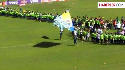 Alex'in Jübilesinde Fenerbahçe Bayrağı Dalgalandı