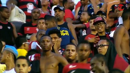 Santos vence o Vitória no final e garante Palmeiras na Série A