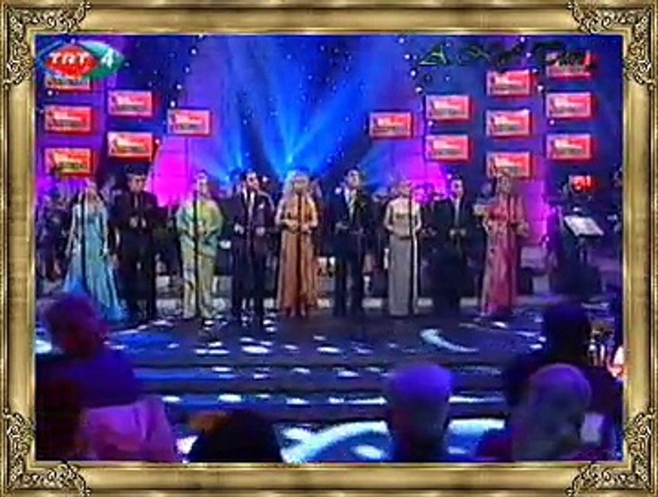 ON NUMARA AKŞAM SEFASI KORO *Mehtaplı Gecelerde Hep Seni Andım*