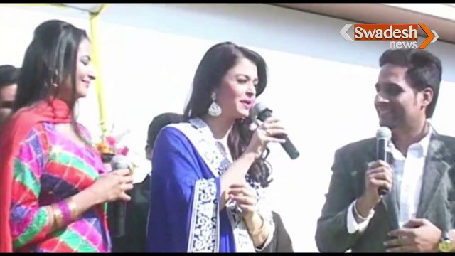 Aishwarya Rai Bachchan - Kalyan Jewellers Showroom in Punjab 2014