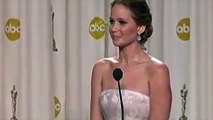 Jennifer Lawrence FALLS on Red Carpet INTERVIEW OSCARS 2014 AGAIN!! INTERVIEW Q&A!!