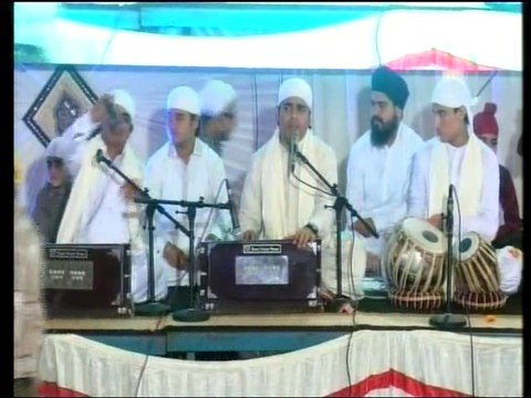 Guru Nanak Janam Gur Parbh 2014 Part 7 @ Swami Narain Temple Karachi.
