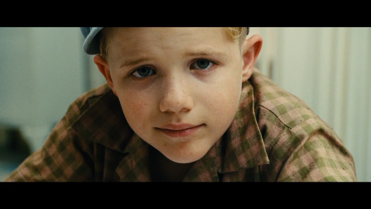 Emily Watson, Kevin James In 'Little Boy' First Trailer