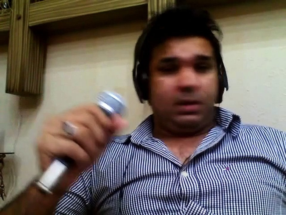 sheeshe ke gharoon mai dekho tu pathar dil wali Karaoke BY Ikram Baig