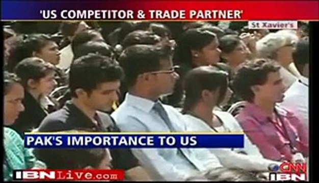 Obama Praising Pakistan and People of Pakistan in India in Reply to a Question by Indian Student