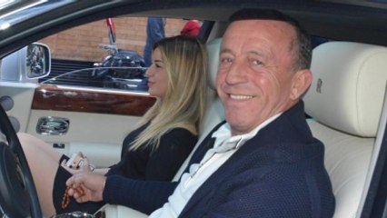 Ağa, 37 Yaş Küçük Sevgilisiyle Tam Gaz Aşk Yaşıyor