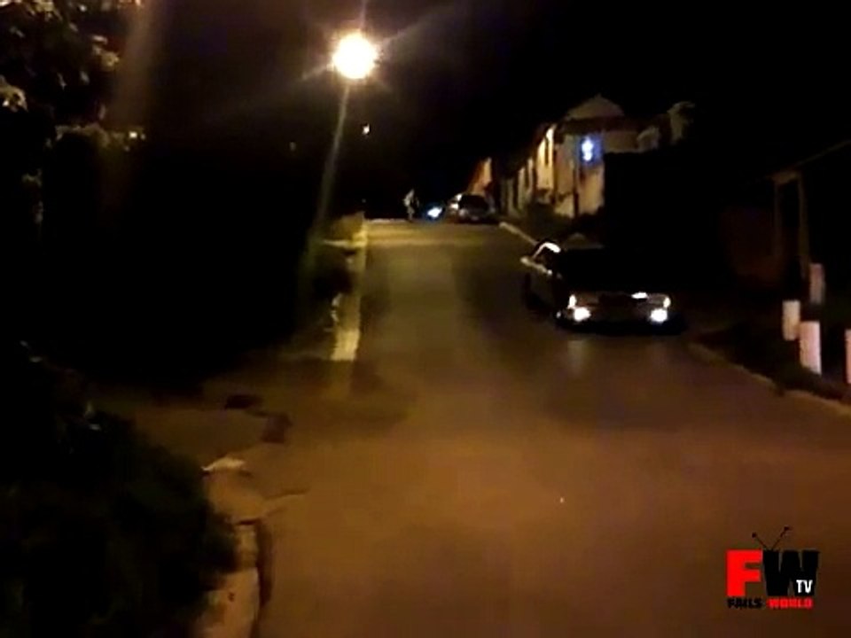 [+18 ~ Sexy Funny Girl]Longboarding At Night Fail - Fails World