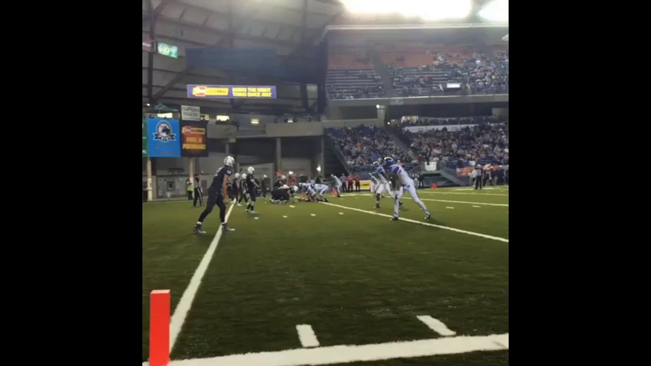 Le touchdown ninja de Ross Bowers